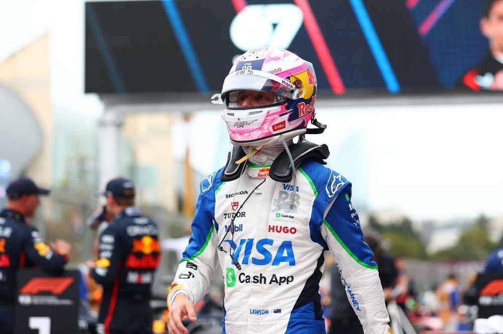 Visa Cash App Racing Bulls 2025 F1 Race Suit